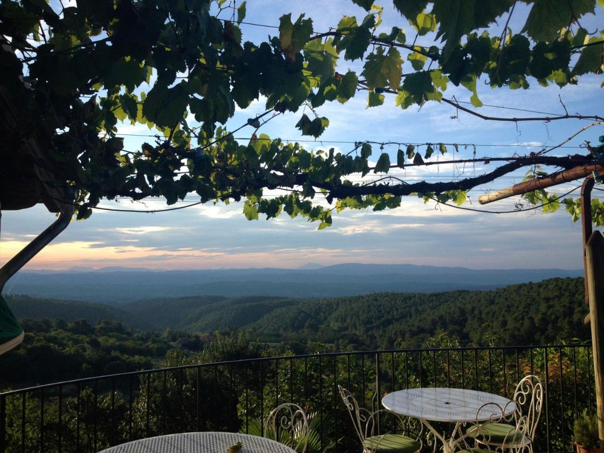 Auberge De La Tour De Brison Sanilhac  Εξωτερικό φωτογραφία