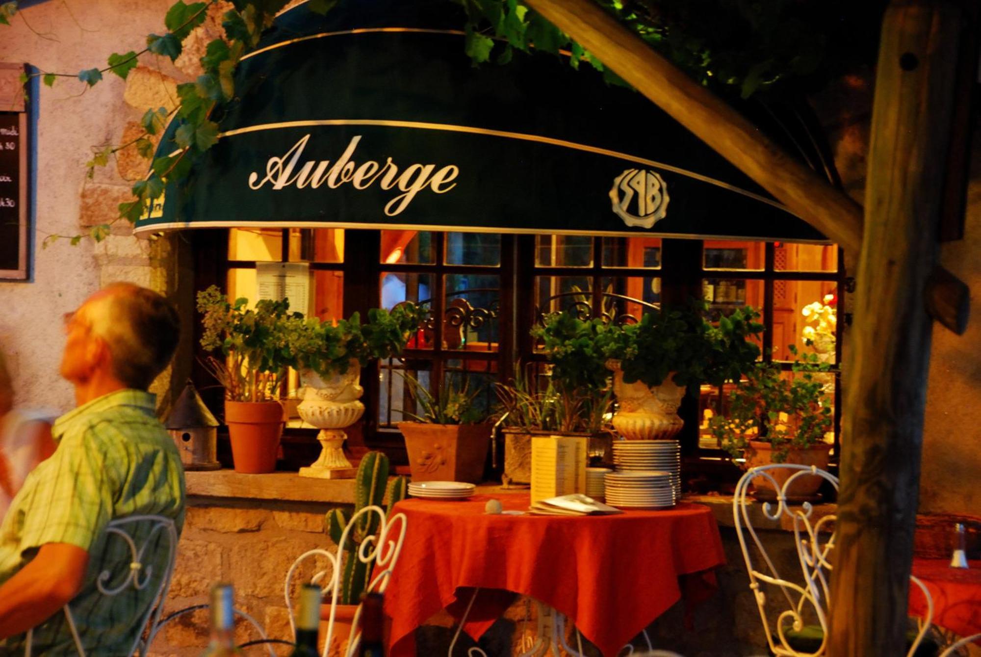 Auberge De La Tour De Brison Sanilhac  Εξωτερικό φωτογραφία