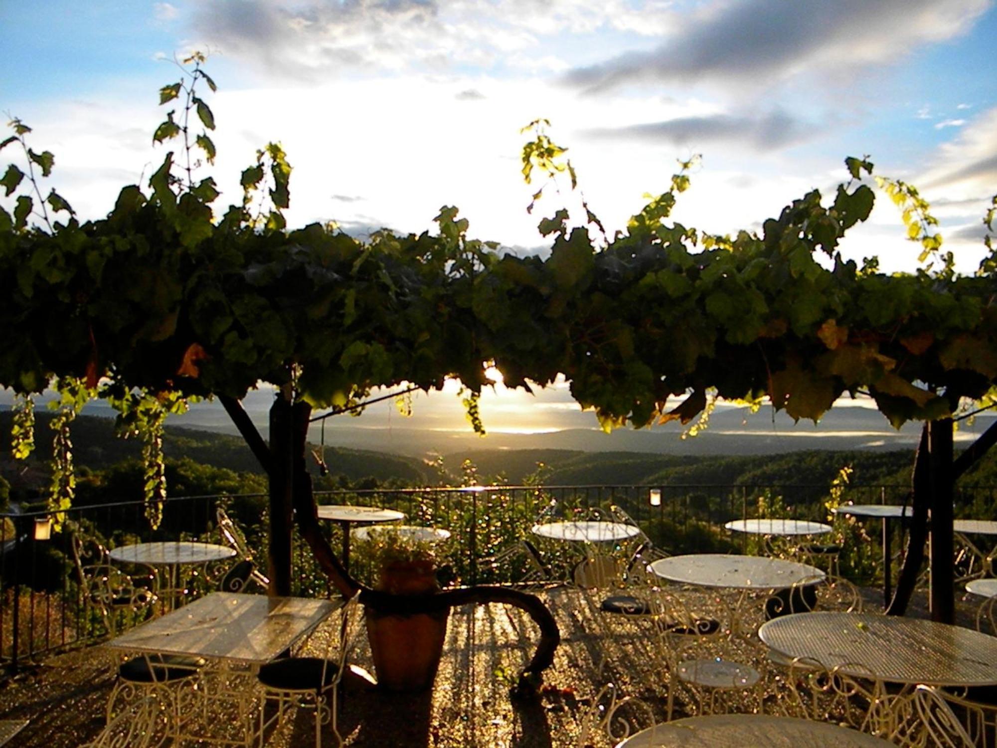 Auberge De La Tour De Brison Sanilhac  Εξωτερικό φωτογραφία