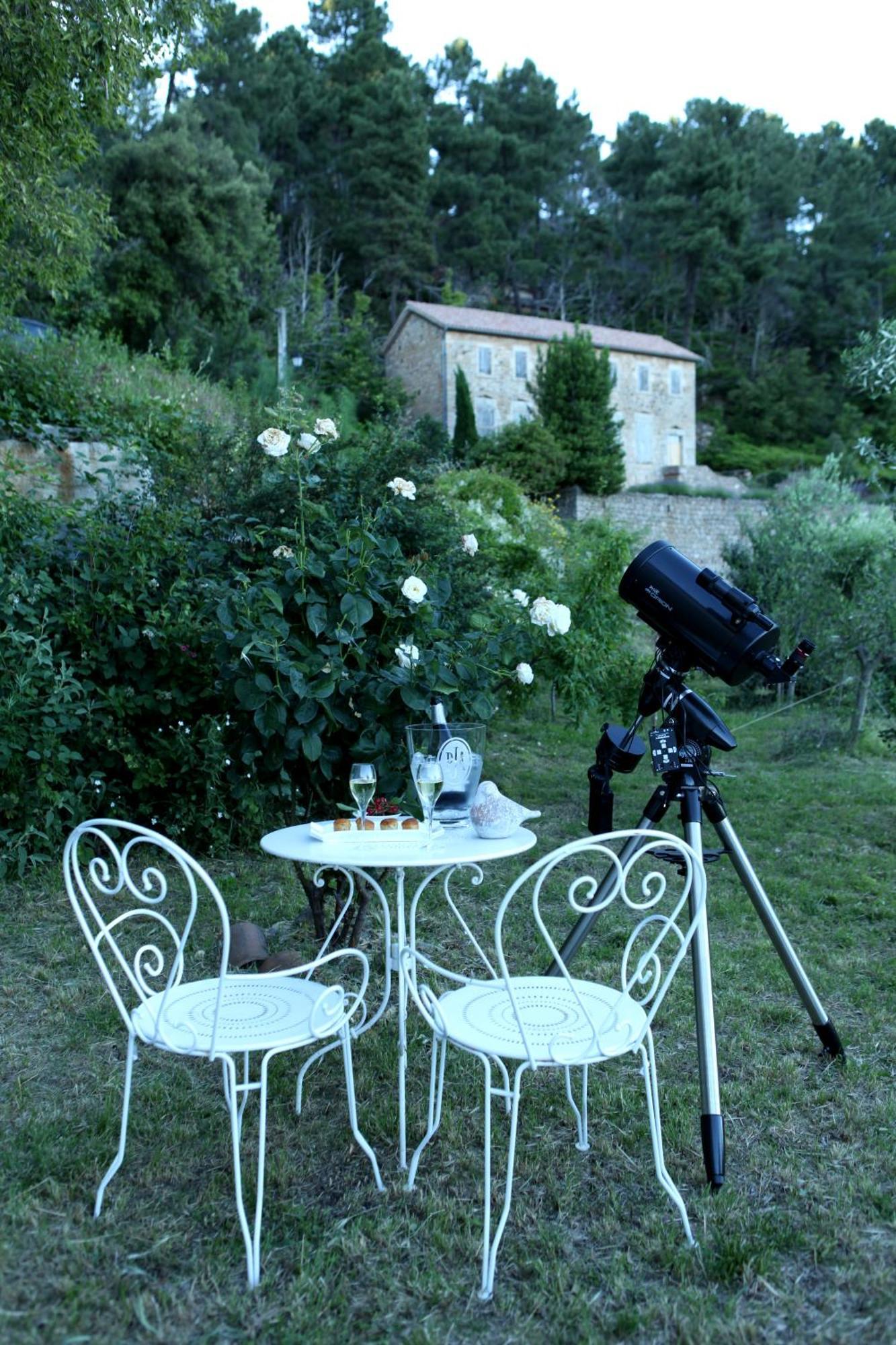 Auberge De La Tour De Brison Sanilhac  Εξωτερικό φωτογραφία