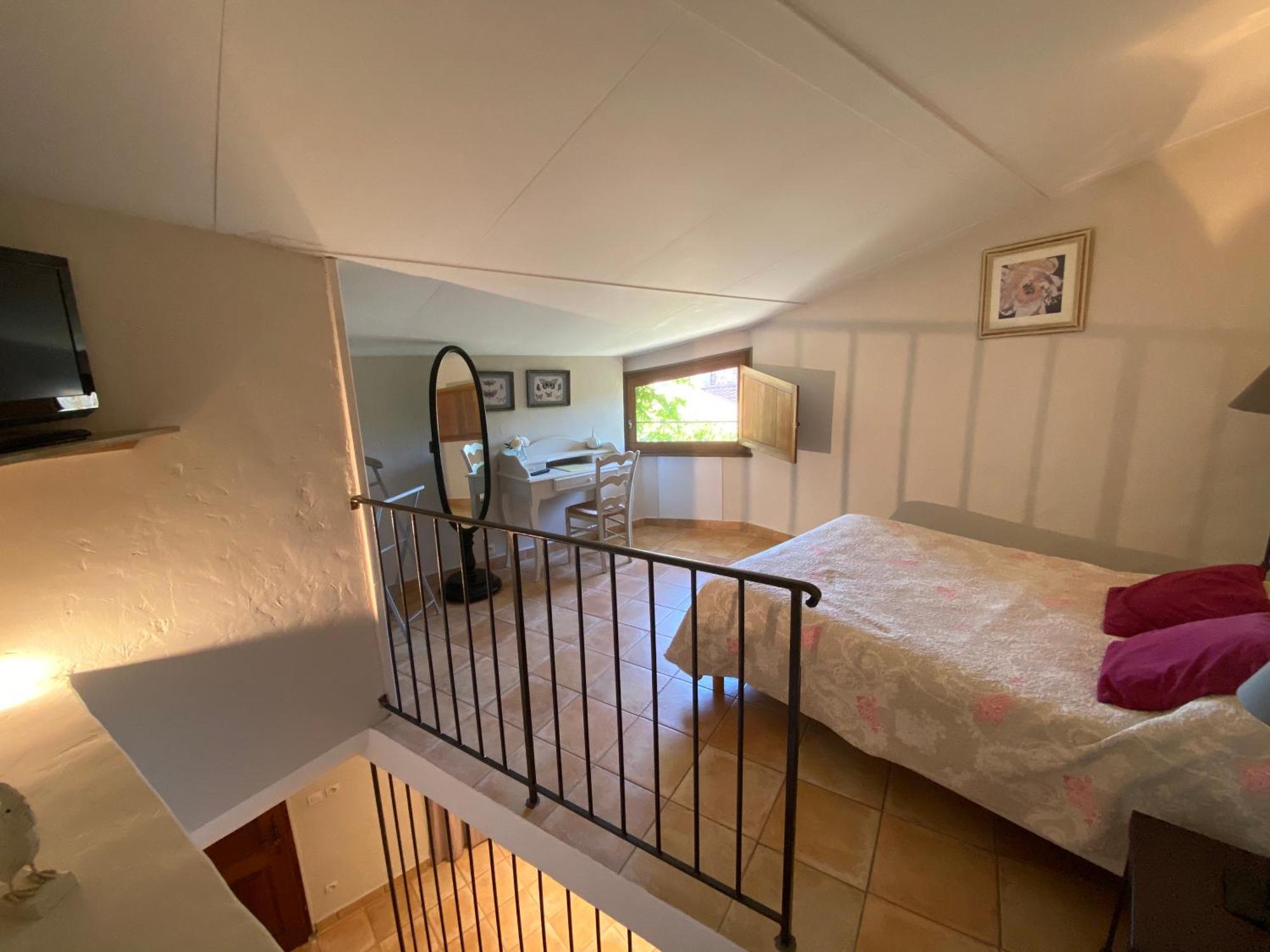 Auberge De La Tour De Brison Sanilhac  Δωμάτιο φωτογραφία