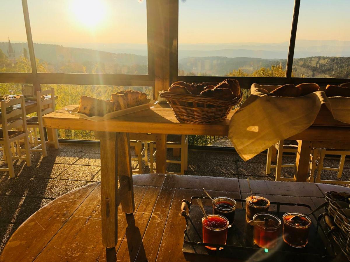 Auberge De La Tour De Brison Sanilhac  Εξωτερικό φωτογραφία